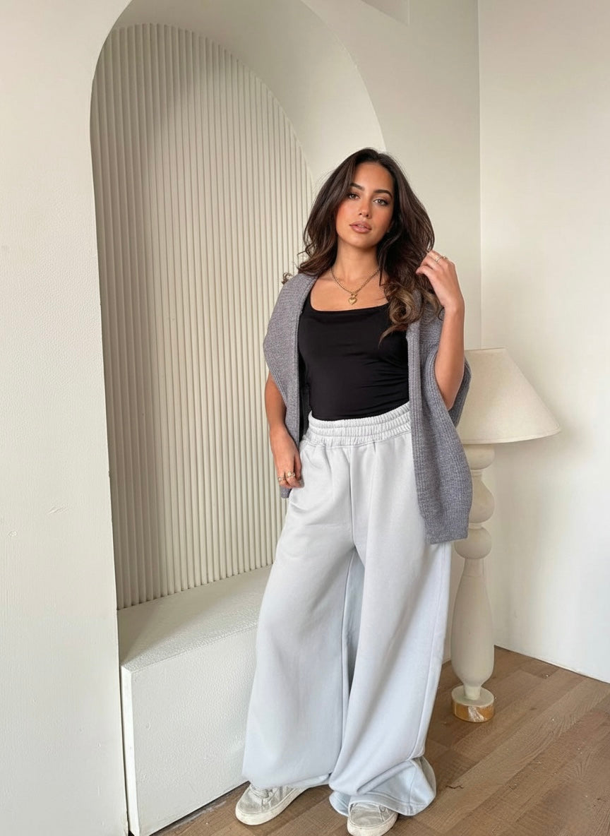 Soft Flow Wide-Leg Pants