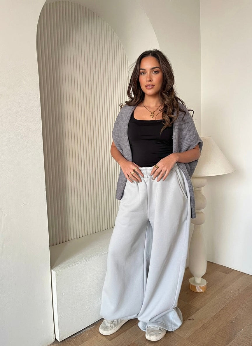 Soft Flow Wide-Leg Pants